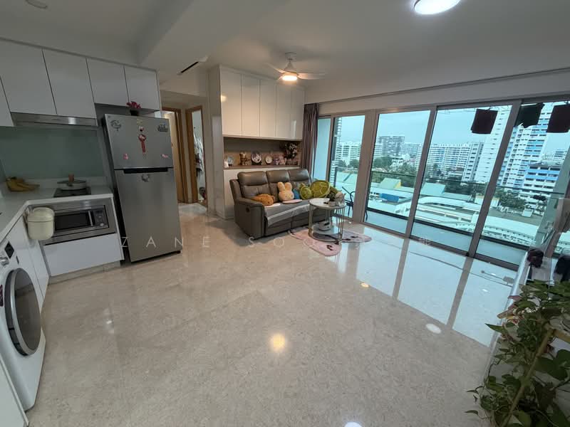 Eight Riversuites, 8 Whampoa East, 2 Bedrooms, 807 sqft, Condominium For Sale, by Zane Soo 苏昱能, 500144503 - Living Room - PropertyGuru.com.sg