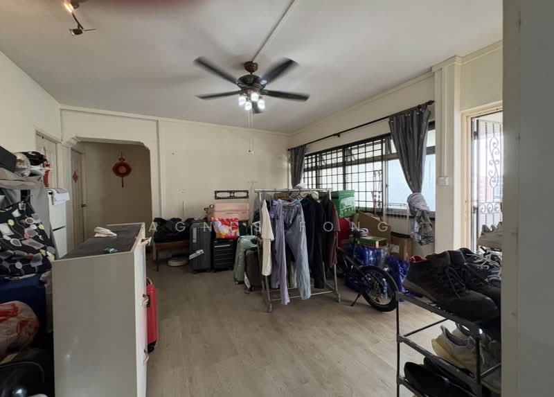 769 Pasir Ris Street 71, 769 Pasir Ris Street 71, 3 Bedrooms, 105 sqft, HDB Flat For Sale, by Agnes Fong, 500144516 - Living Room - PropertyGuru.com.sg