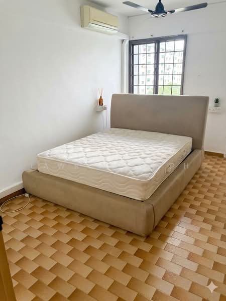 609 Bedok Reservoir Road, 609 Bedok Reservoir Road Eunos Rainbow, 2 Bedrooms, 872 sqft, HDB Flat For Rent, by Lawrence Loh, 500144521 - Bedroom - PropertyGuru.com.sg