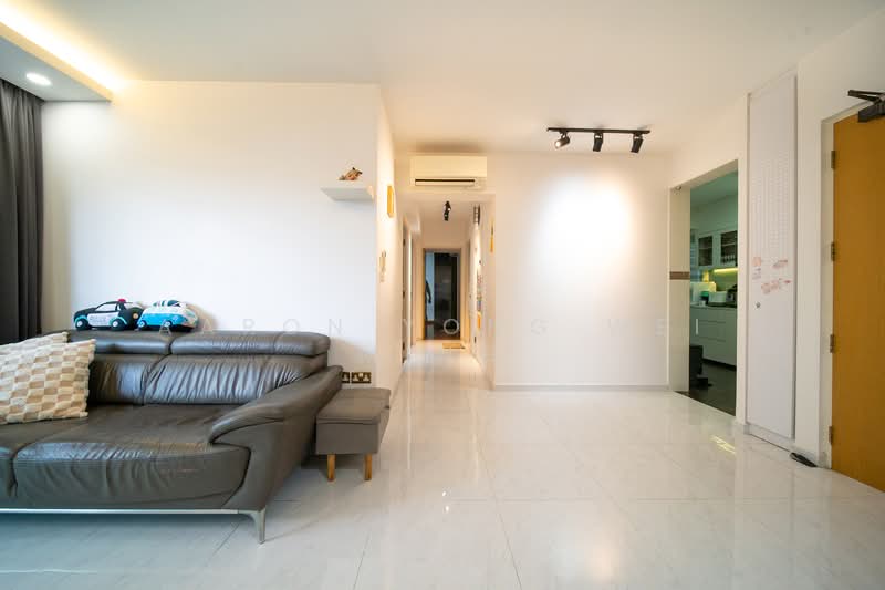 268C Punggol Field, 268C Punggol Field, 3 Bedrooms, 1,001 sqft, HDB Flat For Sale, by Aaron Yong Wei Ming, 500144531 - Living Room - PropertyGuru.com.sg