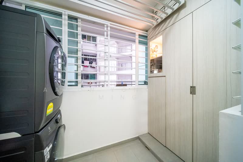 268C Punggol Field, 268C Punggol Field, 3 Bedrooms, 1,001 sqft, HDB Flat For Sale, by Aaron Yong Wei Ming, 500144531 - Balcony - PropertyGuru.com.sg