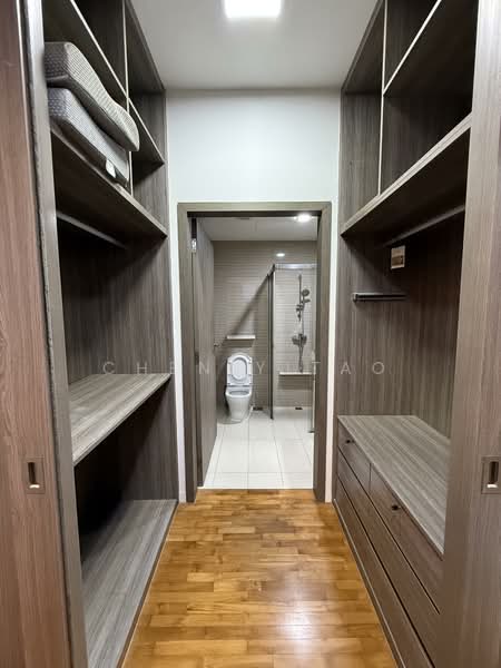 Sky Vue, 3 Bishan Street 15, 2 Bedrooms, 678 sqft, Condominium For Rent, by Chen Yitao, 500144532 - Walk in Wardrobe - PropertyGuru.com.sg