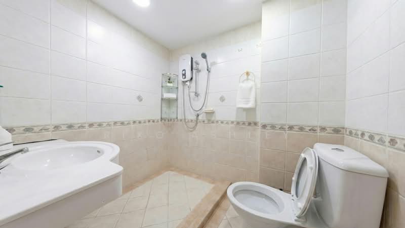 Ivory Heights, Jurong East Street 13, Room Rental, 150 sqft, Condominium For Rent, by Riko Ashley, 500144543 - Bathroom - PropertyGuru.com.sg
