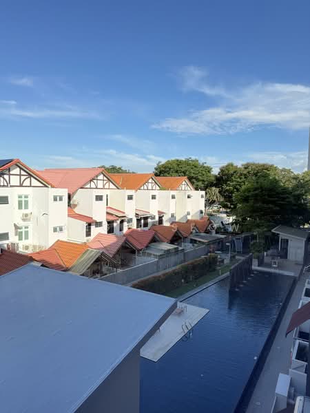 East Coast Residences, 412 Upper East Coast Road, 3 Bedrooms, 1,023 sqft, Condominium For Sale, by Angie Seow, 500144546 - Exterior - PropertyGuru.com.sg