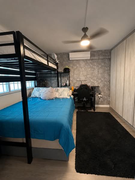 241 Jurong East Street 24, 241 Jurong East Street 24, 2 Bedrooms, 732 sqft, HDB Flat For Sale, by Sharil Satar, 500144549 - Bedroom - PropertyGuru.com.sg