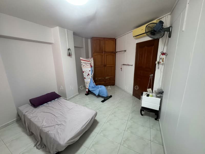 446 Bright Hill Drive, 446 Bright Hill Drive, 2 Bedrooms, 1,130 sqft, HDB Flat For Rent, by Angela Ng, 500144551 - Bedroom - PropertyGuru.com.sg