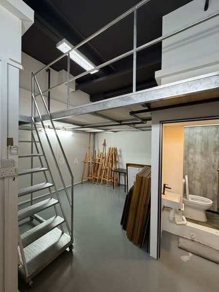 Harvest @ Woodlands, 280 Woodlands Industrial Park E5, 1,690 sqft, Factory / Workshop (B2) For Sale, by Gary Lee, 500144552 - Bathroom - CommercialGuru.com.sg
