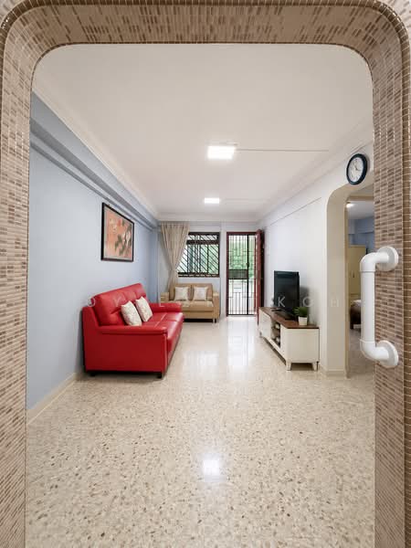 155 Ang Mo Kio Avenue 4, 155 Ang Mo Kio Avenue 4, 2 Bedrooms, 882 sqft, HDB Flat For Rent, by Roy Ezra Koh, 500144559 - Living Room - PropertyGuru.com.sg
