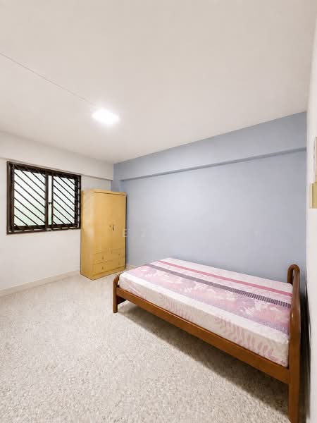 155 Ang Mo Kio Avenue 4, 155 Ang Mo Kio Avenue 4, 2 Bedrooms, 882 sqft, HDB Flat For Rent, by Roy Ezra Koh, 500144559 - Bedroom - PropertyGuru.com.sg