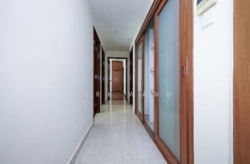 Hume Park II, 29 Hume Avenue, 3 Bedrooms, 1,238 sqft, Condominium For Rent, by Mark Wang, 500144565 - Corridor - PropertyGuru.com.sg