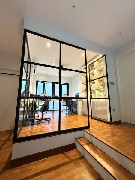 Serangoon Garden Estate, 60 Braemar Drive, 5 Bedrooms, 3,500 sqft, Terraced House For Rent, by Kenneth Lim CT, 500144569 - Study - PropertyGuru.com.sg