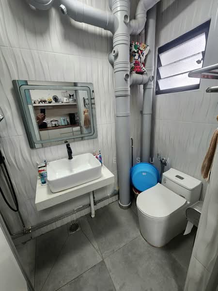 323A Sengkang East Way, 323A Sengkang East Way, 3 Bedrooms, 1,184 sqft, HDB Flat For Sale, by Joanne Sum, 500144571 - Bathroom - PropertyGuru.com.sg