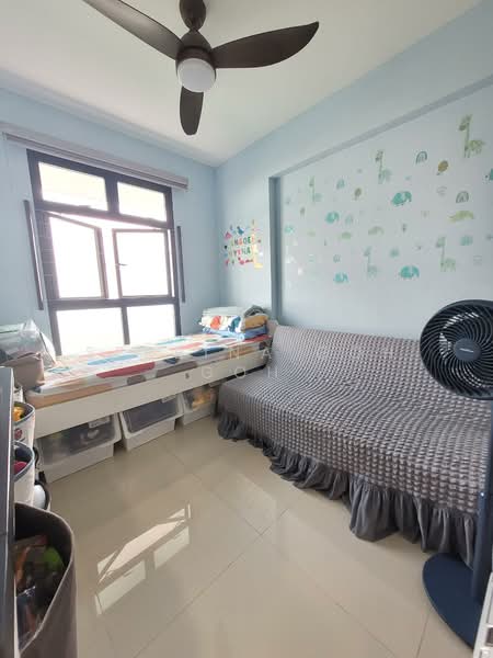 420A Northshore Drive, 420A Northshore Drive, 3 Bedrooms, 1,011 sqft, HDB Flat For Sale, by Serbina Goh Goh, 500144582 - Bedroom - PropertyGuru.com.sg