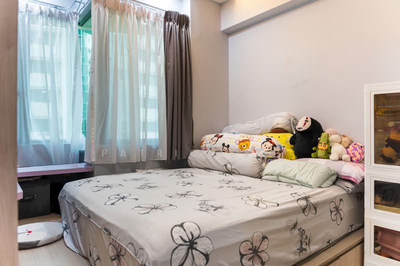 Palm Gardens, 2A Hong San Walk, 3 Bedrooms, 1,206 sqft, Condominium For Sale, by Patrick Tay, 500144583 - Bedroom - PropertyGuru.com.sg