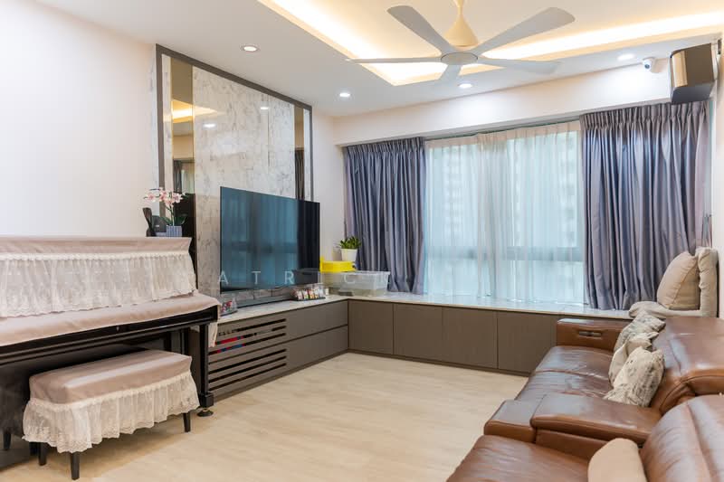 Palm Gardens, 2A Hong San Walk, 3 Bedrooms, 1,206 sqft, Condominium For Sale, by Patrick Tay, 500144583 - Living Room - PropertyGuru.com.sg