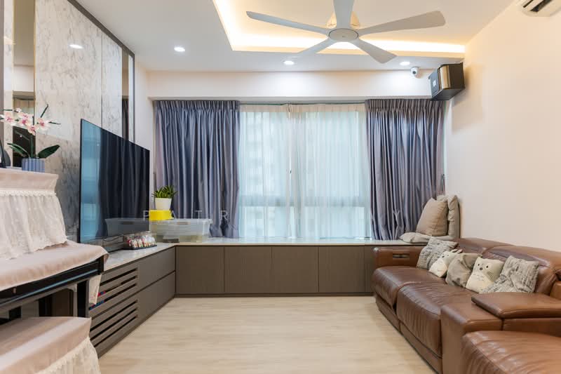 Palm Gardens, 2A Hong San Walk, 3 Bedrooms, 1,206 sqft, Condominium For Sale, by Patrick Tay, 500144583 - Living Room - PropertyGuru.com.sg