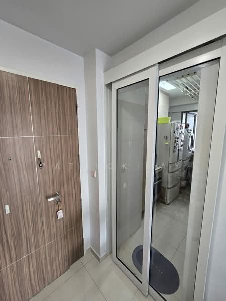 347B Yishun Avenue 11, 347B Yishun Avenue 11, 3 Bedrooms, 990 sqft, HDB Flat For Sale, by Patrick Tay, 500144597 - Entrance - PropertyGuru.com.sg