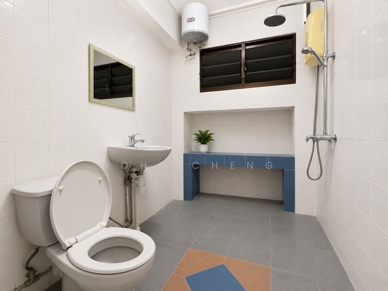 331 Tah Ching Road, 331 Tah Ching Road, 4 Bedrooms, 1,496 sqft, HDB Flat For Sale, by John Cheng, 500144601 - Bathroom - PropertyGuru.com.sg