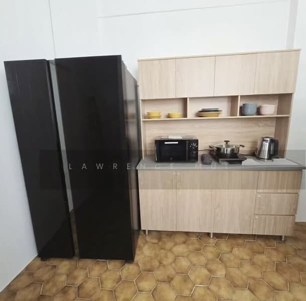 Kim Sia Court, 1 Jalan Jintan, Room Rental, 200 sqft, Apartment For Rent, by Lawrence Mui, 500144603 - Kitchen - PropertyGuru.com.sg