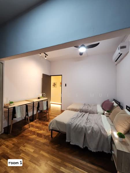 Kim Sia Court, 1 Jalan Jintan, Room Rental, 200 sqft, Apartment For Rent, by Lawrence Mui, 500144603 - Bedroom - PropertyGuru.com.sg