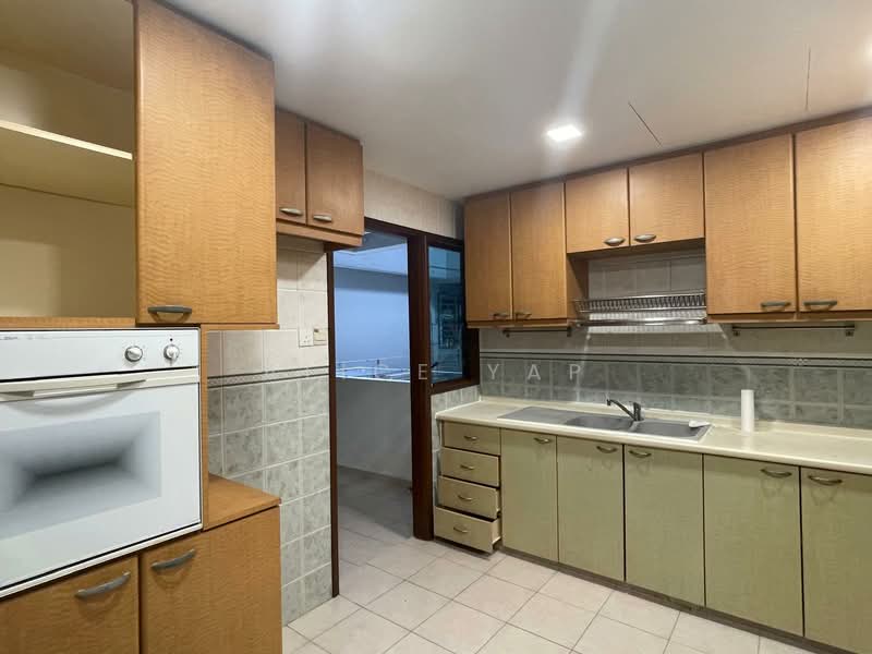 Hilltop Grove, 134A Hillview Avenue, 3 Bedrooms, 1,323 sqft, Condominium For Rent, by Alice Yap, 500144608 - Kitchen - PropertyGuru.com.sg