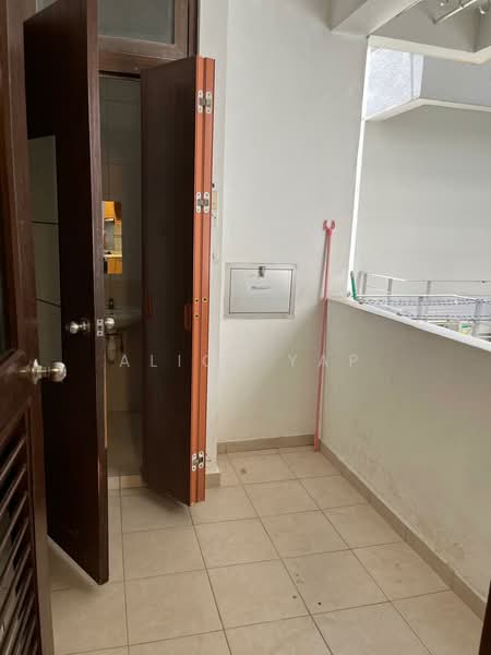 Hilltop Grove, 134A Hillview Avenue, 3 Bedrooms, 1,323 sqft, Condominium For Rent, by Alice Yap, 500144608 - Balcony - PropertyGuru.com.sg