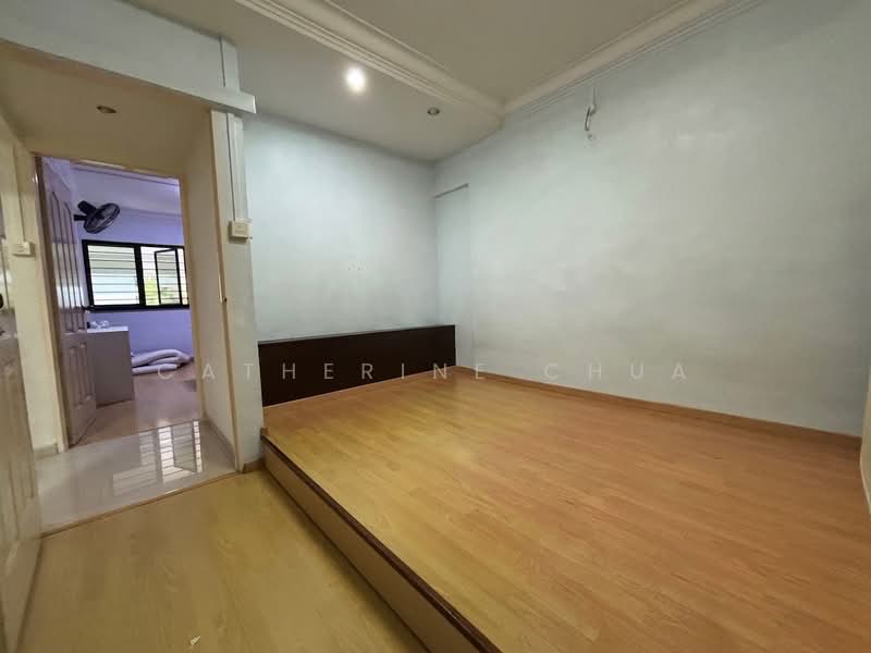 287 Tampines Street 22, 287 Tampines Street 22, 3 Bedrooms, 1,200 sqft, HDB Flat For Rent, by Catherine Chua, 500144646 - Bedroom - PropertyGuru.com.sg