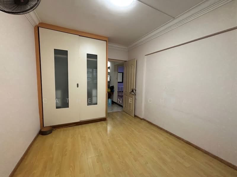287 Tampines Street 22, 287 Tampines Street 22, 3 Bedrooms, 1,200 sqft, HDB Flat For Rent, by Catherine Chua, 500144646 - Bedroom - PropertyGuru.com.sg