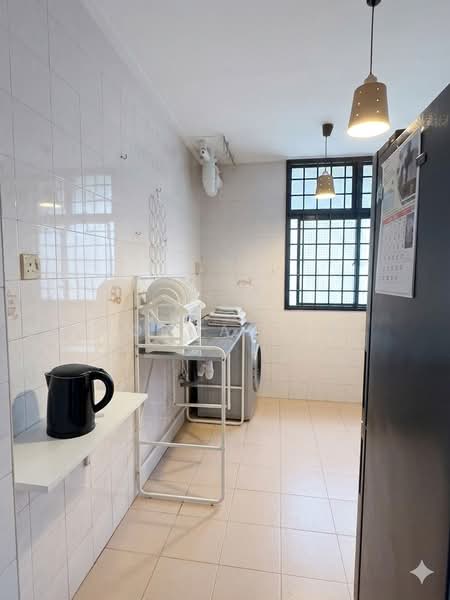 480 Segar Road, 480 Segar Road, 3 Bedrooms, 979 sqft, HDB Flat For Sale, by Norman AB, 500144652 - Kitchen - PropertyGuru.com.sg