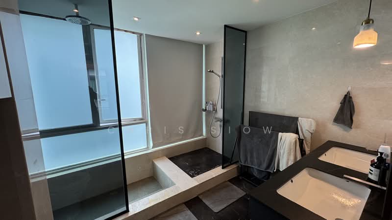 Cabana, 121 Sunrise Terrace, 4 Bedrooms, 2,917 sqft, Cluster House For Sale, by Chris Siow, 500144684 - Bathroom - PropertyGuru.com.sg