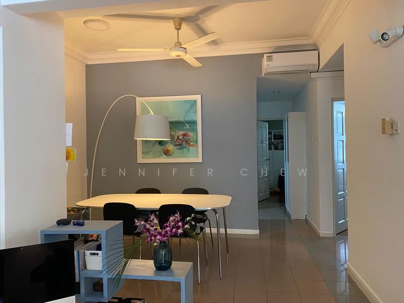 Loyang Gardens, 69 - 69B Jalan Loyang Besar, 3 Bedrooms, 1,700 sqft, Condominium For Rent, by Jennifer Chew, 500144687 - Living Room - PropertyGuru.com.sg