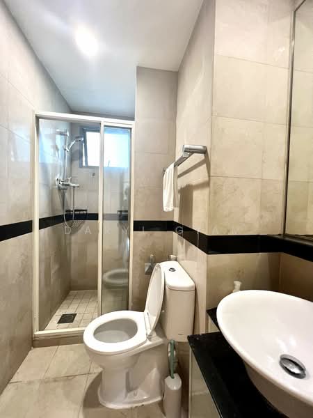 Newton 21 (Former Newton Euro-Asia), 21 Newton Road, Room Rental, 120 sqft, Apartment For Rent, by Daryl Giam, 500144705 - Bathroom - PropertyGuru.com.sg