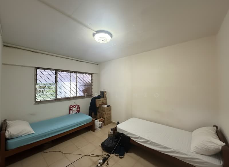 169 Bukit Batok West Avenue 8, 169 Bukit Batok West Avenue 8, 2 Bedrooms, 786 sqft, HDB Flat For Sale, by Sheryl Neo, 500144708 - Bedroom - PropertyGuru.com.sg