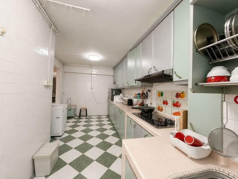 306 Hougang Avenue 5, 306 Hougang Avenue 5, 3 Bedrooms, 1,432 sqft, HDB Flat For Sale, by Frances Huang, 500144722 - Kitchen - PropertyGuru.com.sg