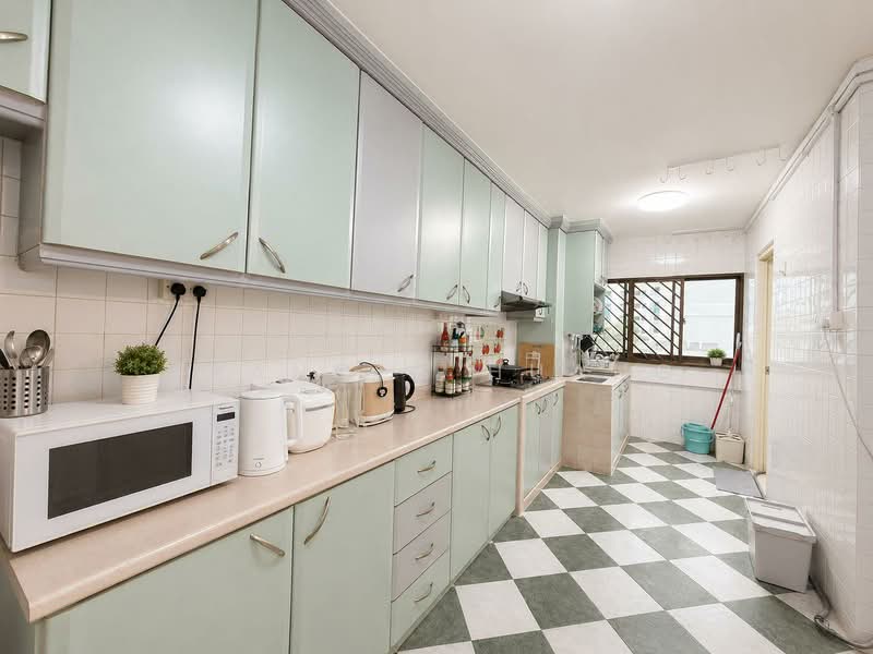 306 Hougang Avenue 5, 306 Hougang Avenue 5, 3 Bedrooms, 1,432 sqft, HDB Flat For Sale, by Frances Huang, 500144722 - Kitchen - PropertyGuru.com.sg