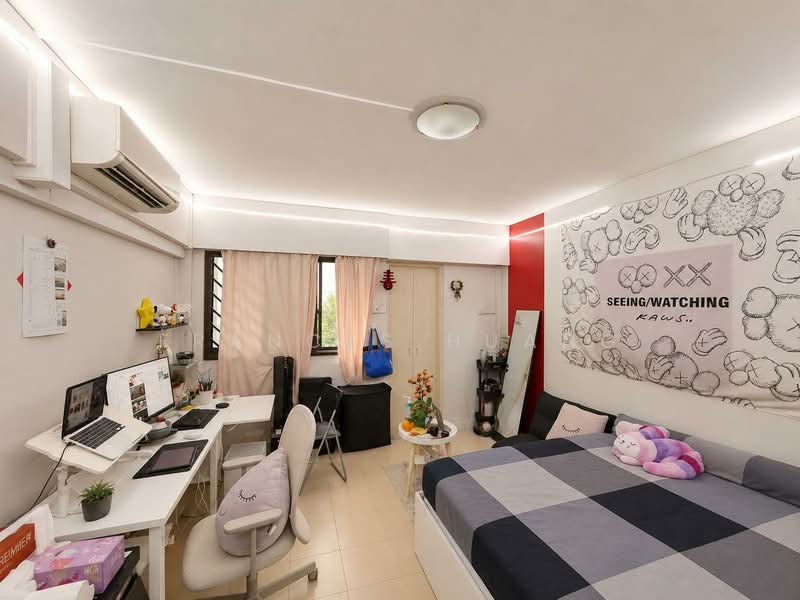 306 Hougang Avenue 5, 306 Hougang Avenue 5, 3 Bedrooms, 1,432 sqft, HDB Flat For Sale, by Frances Huang, 500144722 - Bedroom - PropertyGuru.com.sg