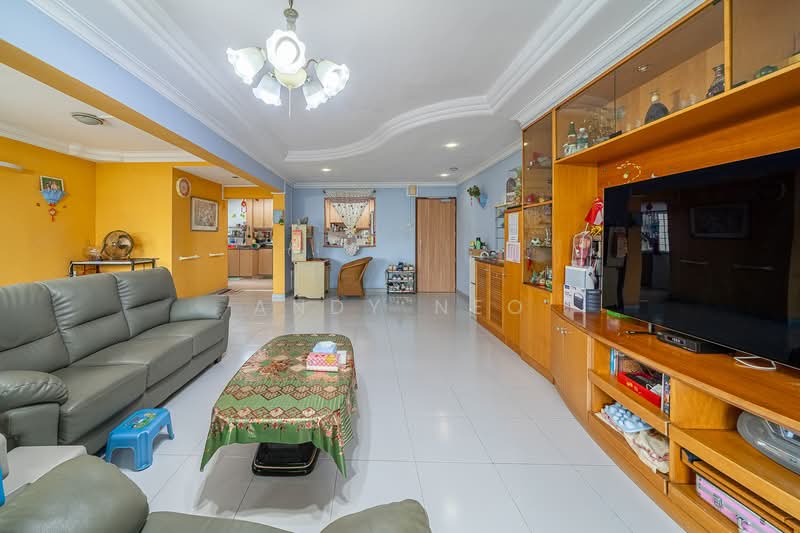 356 Yishun Ring Road, 356 Yishun Ring Road, 3 Bedrooms, 1,528 sqft, HDB Flat For Sale, by Andy Neo, 500144725 - Living Room - PropertyGuru.com.sg