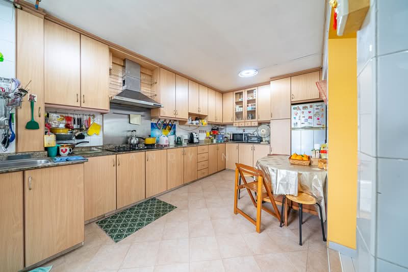 356 Yishun Ring Road, 356 Yishun Ring Road, 3 Bedrooms, 1,528 sqft, HDB Flat For Sale, by Andy Neo, 500144725 - Kitchen - PropertyGuru.com.sg