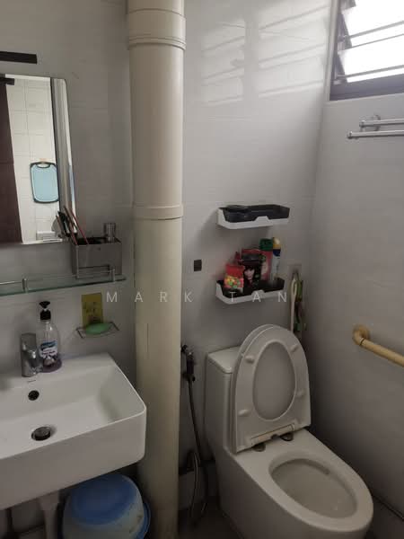 241 Bukit Panjang Ring Road, 241 Bukit Panjang Ring Road, Room Rental, 110 sqft, HDB Flat For Rent, by Mark Tan, 500144730 - Bathroom - PropertyGuru.com.sg