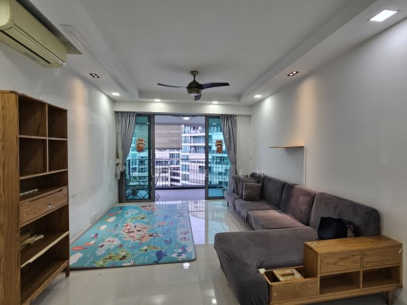 Eight Courtyards, 18A Canberra Drive, 3 Bedrooms, 1,152 sqft, Condominium For Rent, by Xu Helen, 500144734 - Living Room - PropertyGuru.com.sg