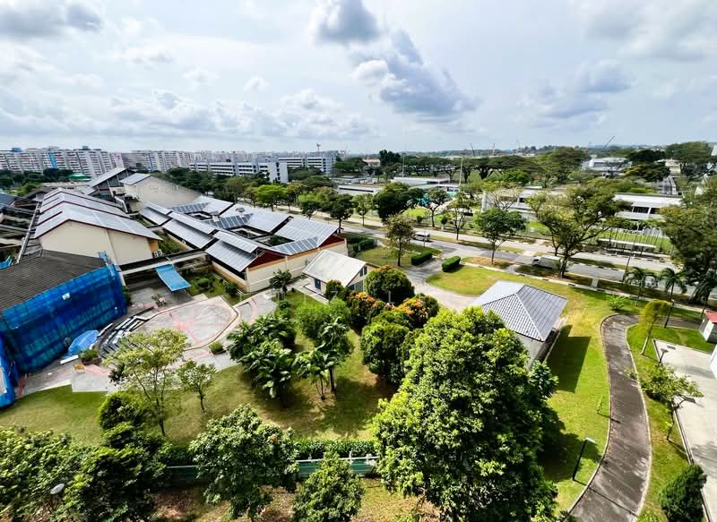 722 Yishun Street 71, 722 Yishun Street 71, 3 Bedrooms, 958 sqft, HDB Flat For Sale, by Luiz Lee, 500144748 - Exterior - PropertyGuru.com.sg