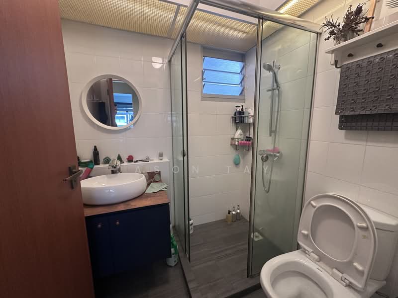 70C Telok Blangah Heights, 70C Telok Blangah Heights, 3 Bedrooms, 93 sqft, HDB Flat For Sale, by Jason Tay, 500144769 - Bathroom - PropertyGuru.com.sg