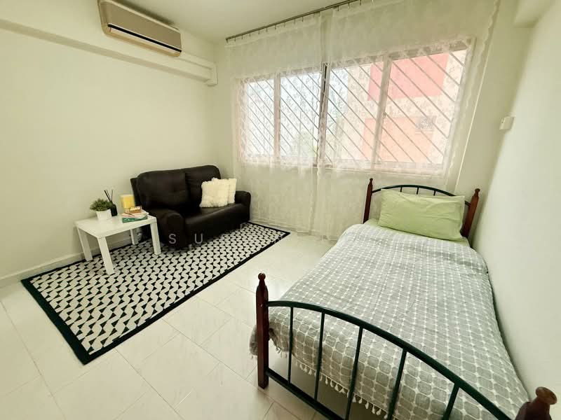 114 Lengkong Tiga, 114 Lengkong Tiga, 3 Bedrooms, 1,119 sqft, HDB Flat For Sale, by Susan Lee, 500144770 - Bedroom - PropertyGuru.com.sg