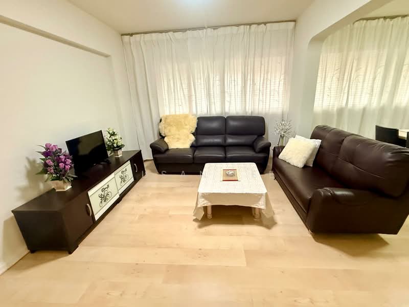 114 Lengkong Tiga, 114 Lengkong Tiga, 3 Bedrooms, 1,119 sqft, HDB Flat For Sale, by Susan Lee, 500144770 - Living Room - PropertyGuru.com.sg
