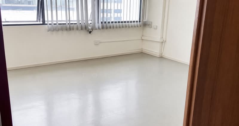 Woodlands Bizhub, 242 Woodlands Industrial Park E5, 1,399 sqft, Light Industrial (B1) For Rent, by Tony Lu, 500144778 - Interior - CommercialGuru.com.sg