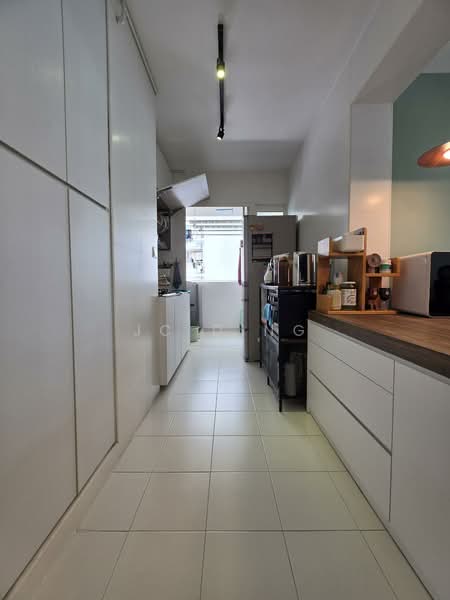 663A Punggol Drive, 663A Punggol Drive, 2 Bedrooms, 700 sqft, HDB Flat For Sale, by JC Ding, 500144780 - Kitchen - PropertyGuru.com.sg