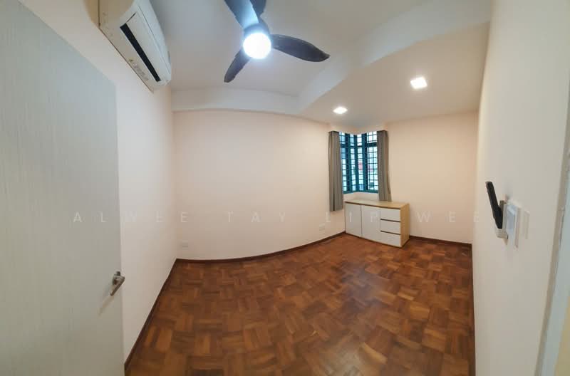 Regal Court, 17 Kim Keat Road, 3 Bedrooms, 1,173 sqft, Apartment For Rent, by Alwee Tay Lip Wee, 500144787 - Interior - PropertyGuru.com.sg