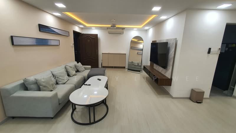 Regal Court, 17 Kim Keat Road, 3 Bedrooms, 1,173 sqft, Apartment For Rent, by Alwee Tay Lip Wee, 500144787 - Living Room - PropertyGuru.com.sg