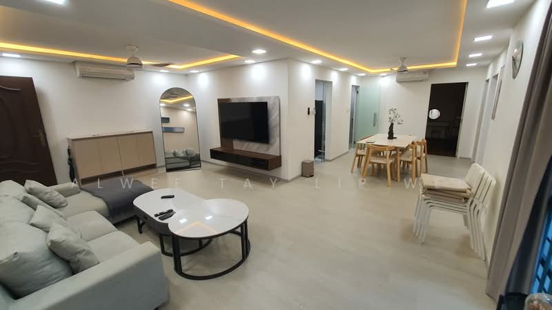 Regal Court, 17 Kim Keat Road, 3 Bedrooms, 1,173 sqft, Apartment For Rent, by Alwee Tay Lip Wee, 500144787 - Living Room - PropertyGuru.com.sg