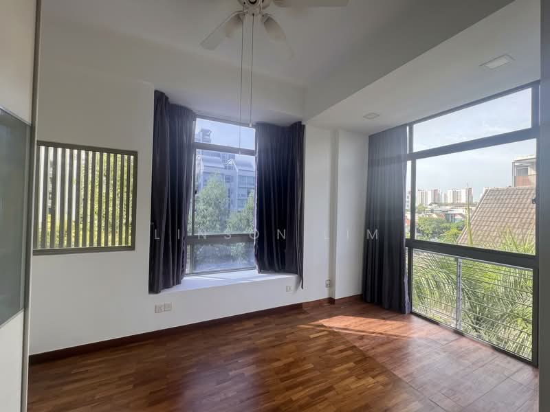 Venezio, 488 Upper East Coast Road, 3 Bedrooms, 1,195 sqft, Apartment For Rent, by Linson Lim, 500144790 - Bedroom - PropertyGuru.com.sg